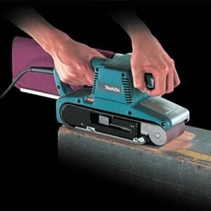 Makita 9404 4" x 24" Belt Sander, with Variable Speed , Blue