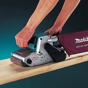 Makita 9404 4" x 24" Belt Sander, with Variable Speed , Blue