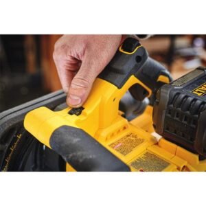 FLEXVOLT 60V MAX* Circular Saw, 6-1/2-Inch, Cordless TrackSaw Kit (DCS520T1)